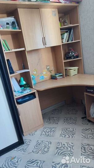 Компьютерный стол,парта