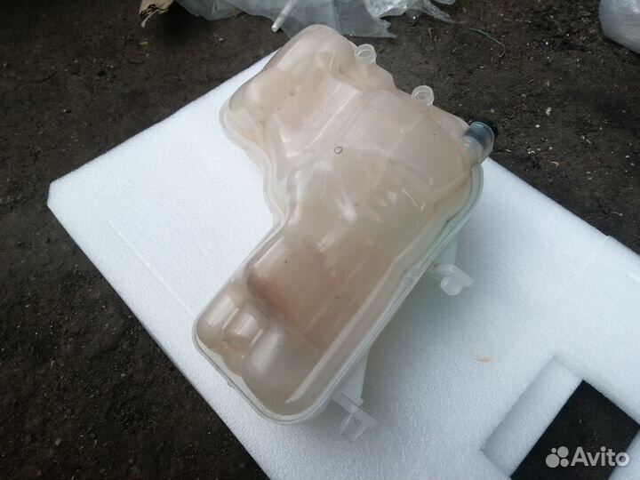 Расширительный бачок Range Rover Sport 2 L494 L405