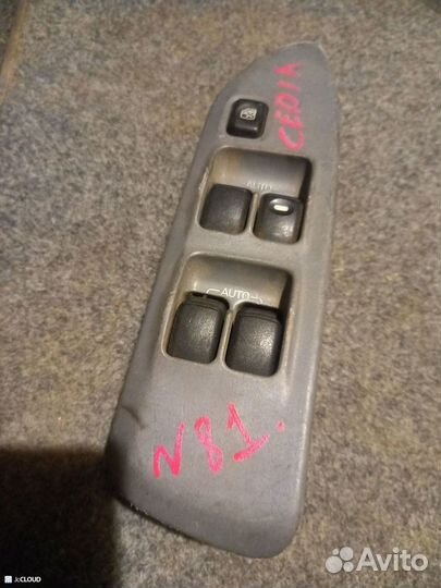 Блок упр. стеклоподьемниками на mitsubishi sedia C