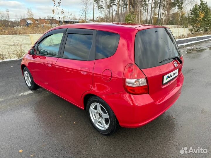 Honda Fit 1.3 CVT, 2002, 174 000 км