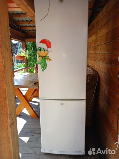 Холодильник Бирюса 228-с3