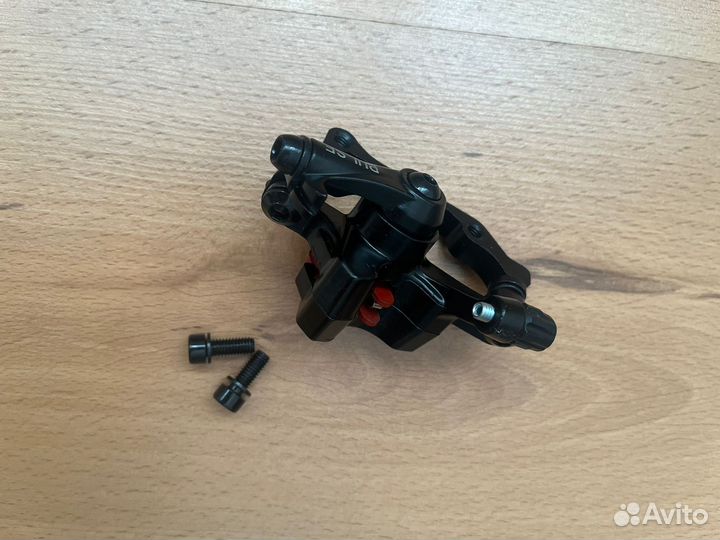 Калипер дискового тормоза для велосипеда F180-R160