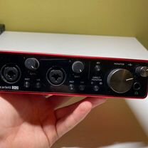 Звуковая карта Focusrite Scarlett 2i2 3rd gen