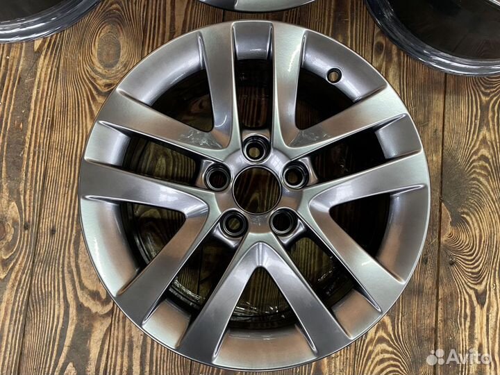 Оригинальные диски на Volvo XC70 R16