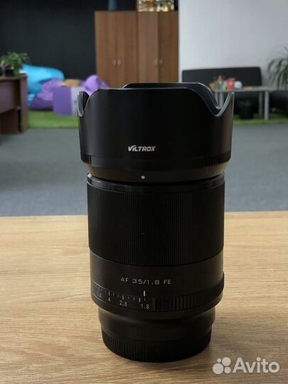 Объектив viltrox 35 mm f1.8 sony e