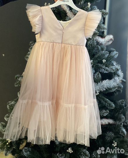 Нарядное платье для девочки 122