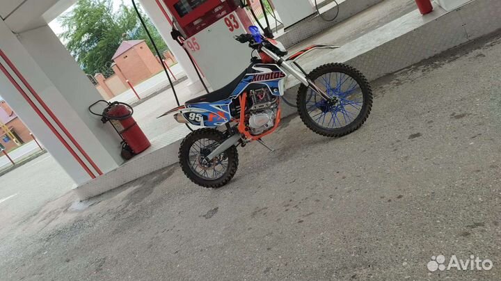Мотоцикл xmotors 95
