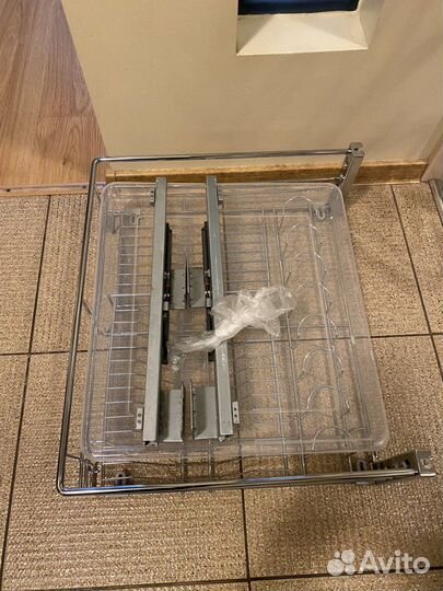 Сушка выкатная с поддоном в нижнюю базу 600 мм