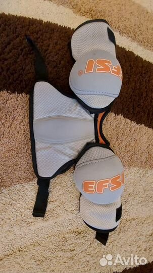 Нагрудник хоккейный