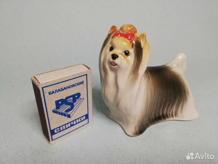 Фарфоровая статуэтка Йоркширский терьер