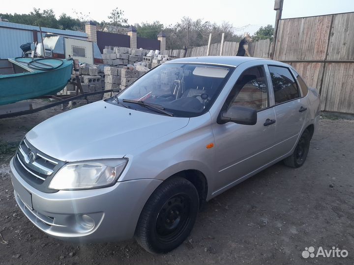 LADA Granta 1.6 МТ, 2013, 197 000 км