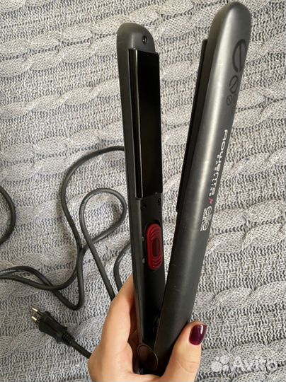 Выпрямитель для волос Rowenta for elite model look