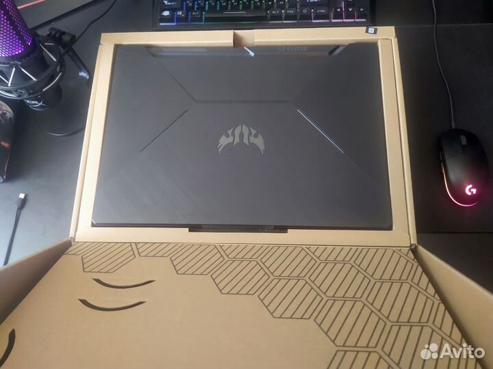 Ноутбук Asus tuf gaming FX506LH