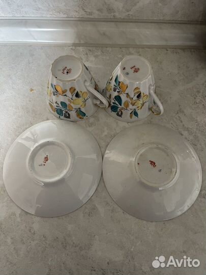 Продам чашки и блюдца