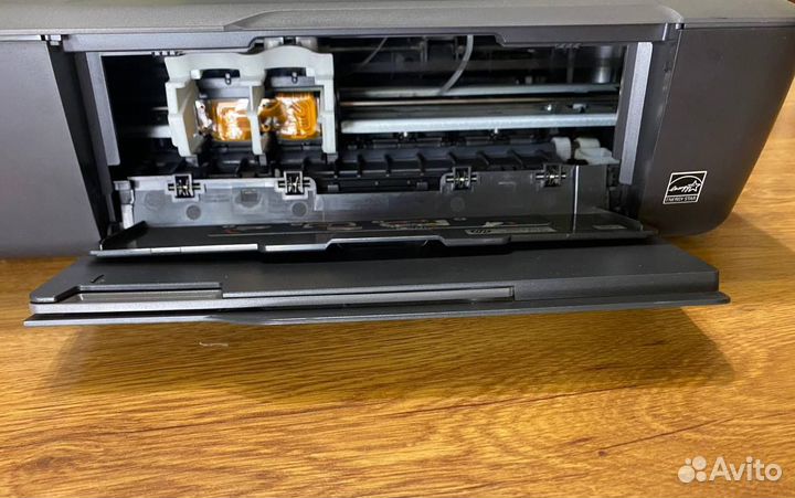 Принтер Hp deskjet 1000