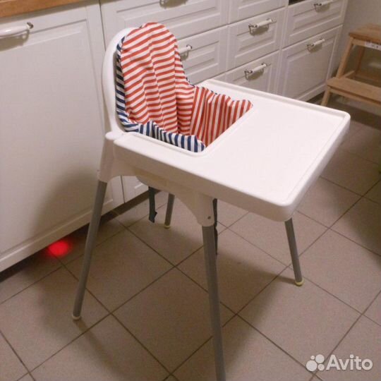 Детский стульчик IKEA + подушка,2 чехла и ремни