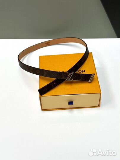 Женский ремень Louis Vuitton Initiales