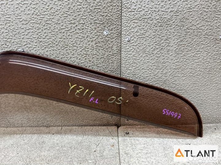 Ветровик передний левый nissan cube