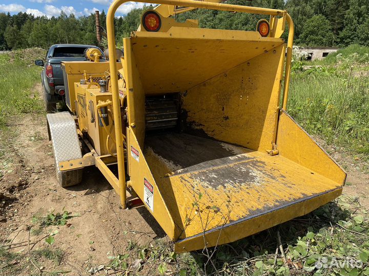 Дробилка деревьев. Измельчитель стволов и веток