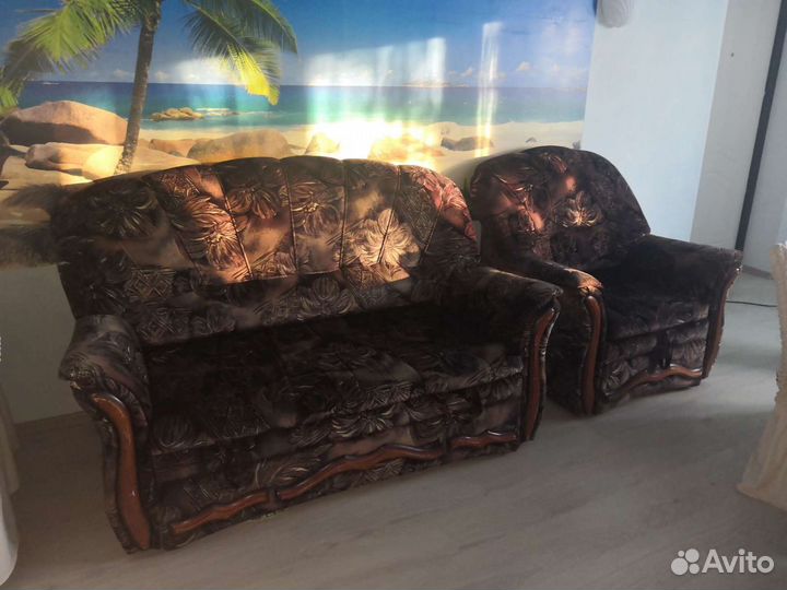 Диван и кресло