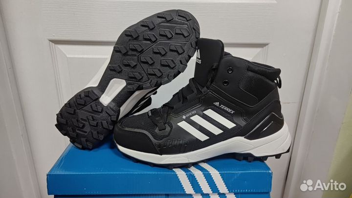 Кроссовки Зимние Adidas Terrex Swift R3