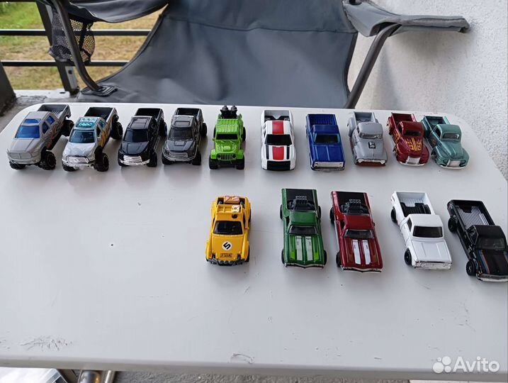 Hot Wheels машинки