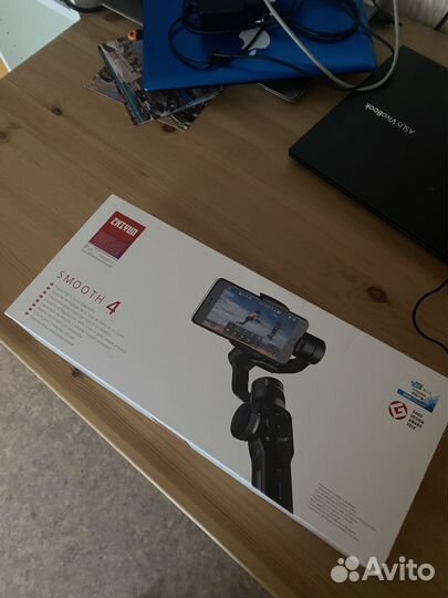 Стабилизатор для смартфона Zhiyun Smooth 4 Black