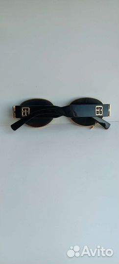 Солнцезащитные очки Gentle Monster