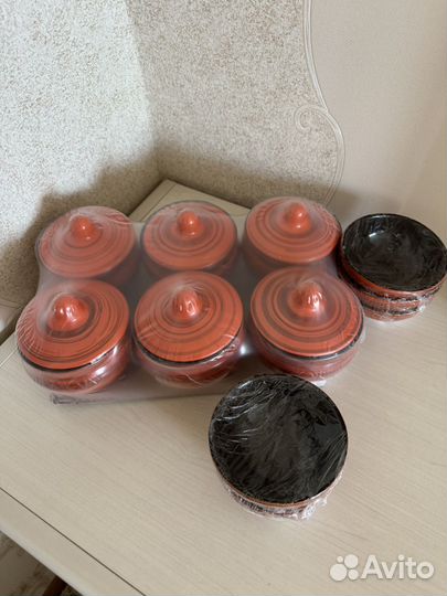 Керамические горшочки порционные 6шт с тарелочками