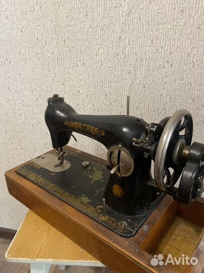 Швейная машинка