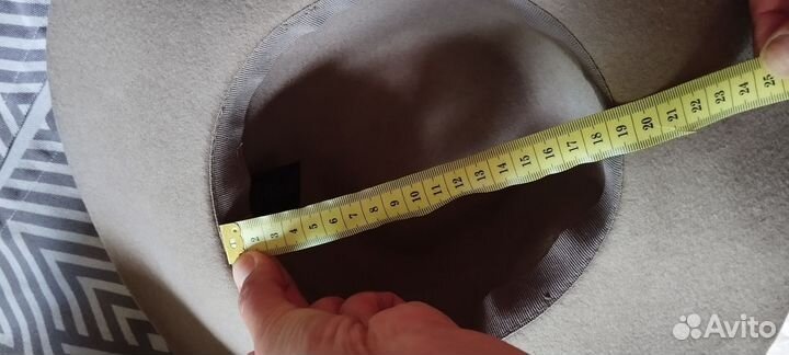 Шляпа фетровая женская темно-бежевая