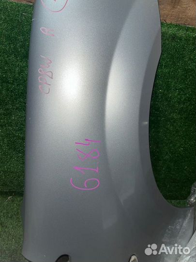 Крыло переднее правое Mazda Premacy CP8W