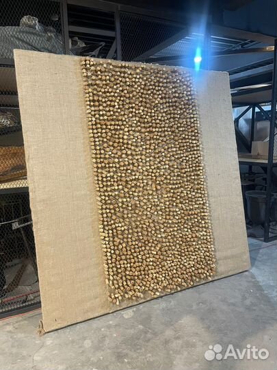 Панно из пробок