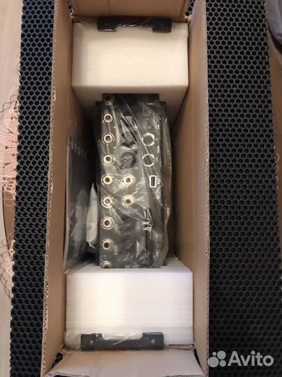 Цифровой микшерный пульт behringer xr12