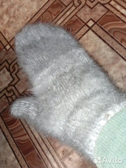 Варежки пушистые из пуха кролика