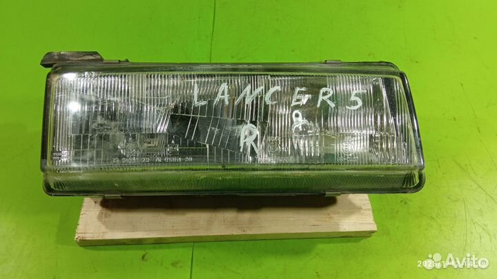 Фара правая для Mitsubishi Lancer V 1988 - 1992