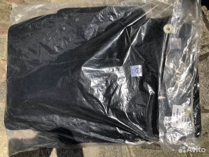 Новые велюровые коврики салона Mazda CX-5 Новые