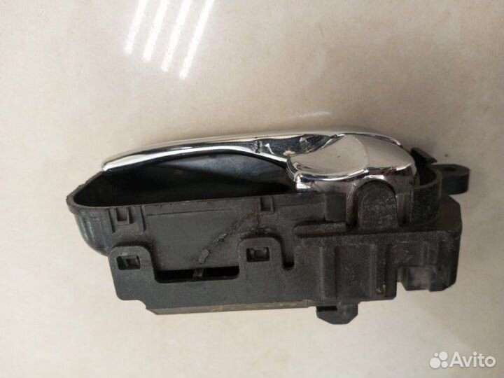 Ручка двери внутренняя левая Nissan X-Trail T30