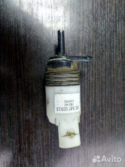 Насос бачка омывателя Chevrolet Camaro