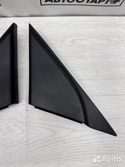 Уголок двери Mazda 3 BK Z6 2008