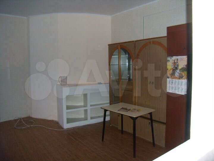 Комната 26,9 м² в > 9-к., 2/2 эт.