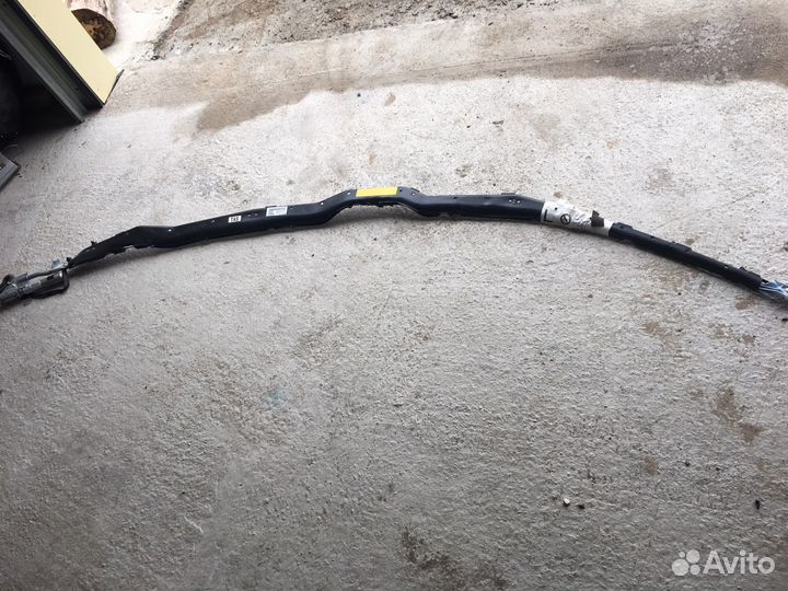 Шторка боковая левая Volkswagen Phaeton (1827)