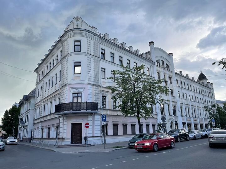 3-к. квартира, 120 м², 3/4 эт.