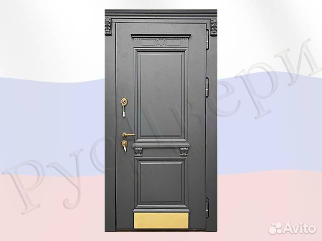 Уличная входная дверь с терморазрывом для дома