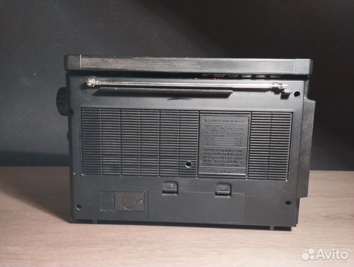 Sanyo M2444H