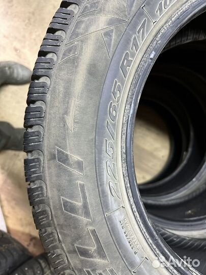 Pirelli Winter Ice Zero 225/65 R17