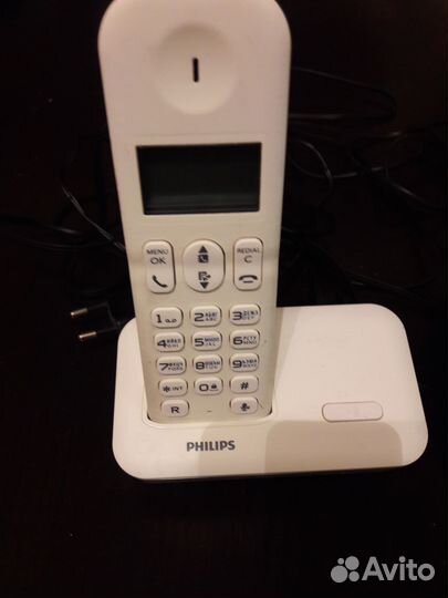 Кнопочный телефон Philips