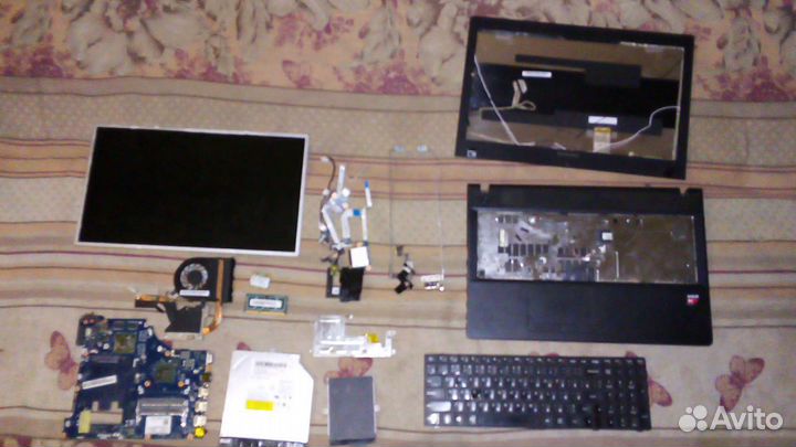 Разобранный ноутбук
