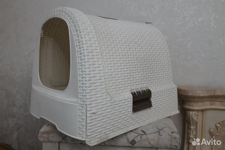 Закрытый лоток для кошек большой