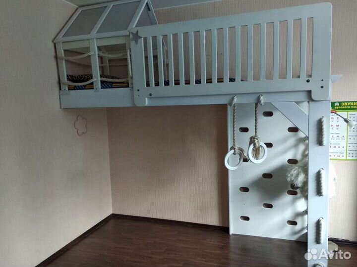 Спортивная детская стенка